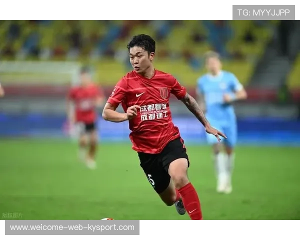 辽宁铁人16名强援助阵，严鼎皓单挑大梁掌控中场调度权